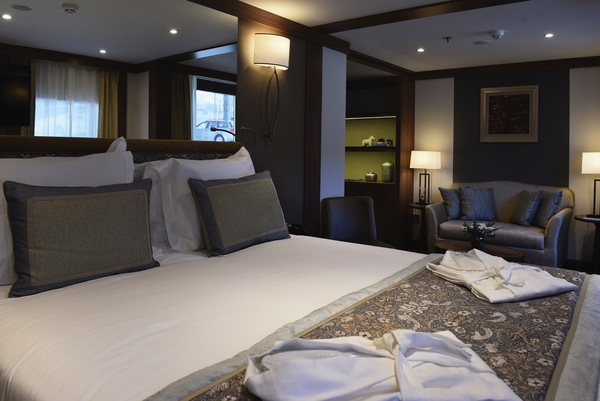 APT MS Douro Serenity Master Suite 0.jpg